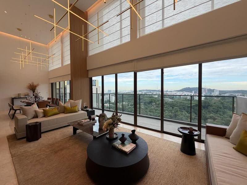 Pinetree Hill, 32 Pine Grove, Clementi Park / Upper Bukit Timah, 5 Bedrooms, 2,874 sqft, Condominium For Sale, by Frances Lim, 500260097 - Living Room - PropertyGuru.com.sg