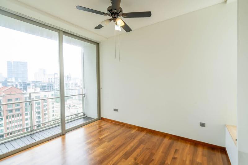 Ferrell Residences, 327 Bukit Timah Road, Tanglin / Holland / Bukit Timah, 3 Bedrooms, 1,841 sqft, Condominium For Sale, by Richard Jany, 500260111 - Balcony - PropertyGuru.com.sg