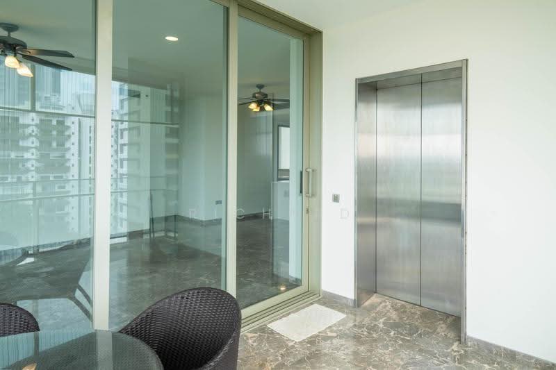 Ferrell Residences, 327 Bukit Timah Road, Tanglin / Holland / Bukit Timah, 3 Bedrooms, 1,841 sqft, Condominium For Sale, by Richard Jany, 500260111 - Balcony - PropertyGuru.com.sg