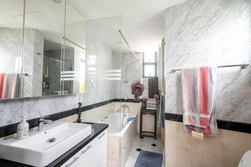 Jervois Jade, 21 Jervois Close, Tanglin / Holland / Bukit Timah, 4 Bedrooms, 2,270 sqft, Apartment For Sale, by Richard Jany, 500260122 - Bathroom - PropertyGuru.com.sg