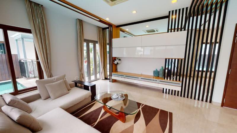 Meyer Road, Meyer Road, East Coast / Marine Parade, 6 Bedrooms, 6,400 sqft, Bungalow House For Rent, by Jackson Chia, 500260129 - Living Room - PropertyGuru.com.sg