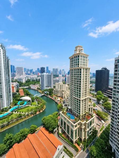 Riviere, 1 Jiak Kim Street, Alexandra / Commonwealth, 1 Bedroom, 560 sqft, Condominium For Sale, by Joyce Tan, 500260149 - The VIEW from the Balcony - PropertyGuru.com.sg