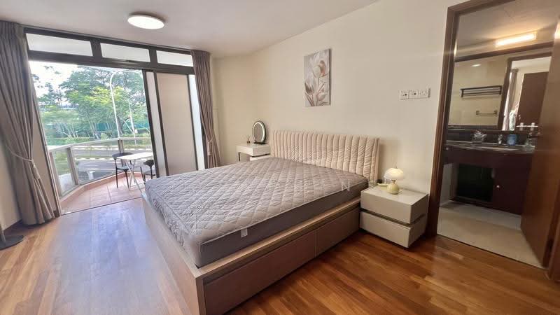Chuan Villas, Chuan Close, Hougang / Punggol / Sengkang, 6 Bedrooms, 4,300 sqft, Terraced House For Rent, by Josephine Lim J R 林婕容 (区域分行董事 ), 500260154 - Bedroom - PropertyGuru.com.sg