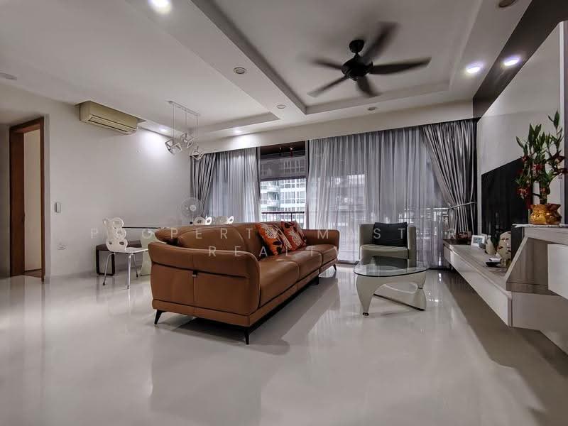 Austville Residences, 19 Sengkang East Avenue, Hougang / Punggol / Sengkang, 4 Bedrooms, 1,227 sqft, Condominium For Sale, by KEITH TOH, 500260160 - Living Room - PropertyGuru.com.sg