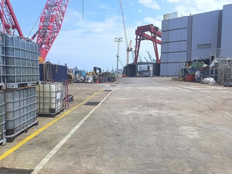 PENJURU SHIPYARD, Boon Lay / Jurong / Tuas, 210,000 sqft, Factory / Workshop (B2) For Sale, by Jem Yang, 500260165 - Exterior - CommercialGuru.com.sg