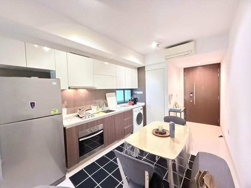 Parc Olympia, 60 Flora Drive, Changi Airport / Changi Village, 2 Bedrooms, 657 sqft, Condominium For Sale, by Melvin Chun, 500260167 - Kitchen - PropertyGuru.com.sg