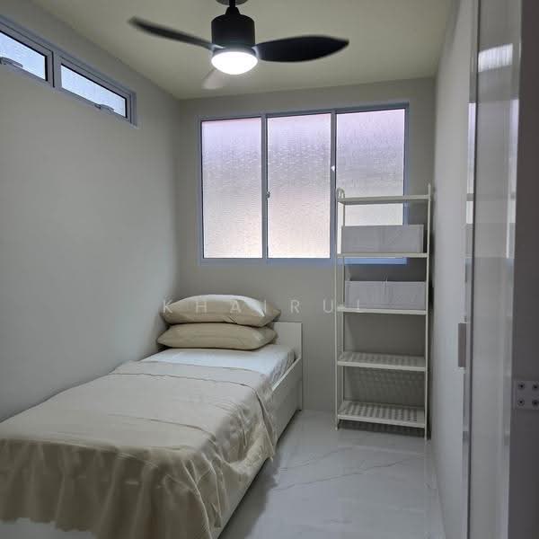113 Lorong 1 Toa Payoh, 113 Lorong 1 Toa Payoh, Balestier / Toa Payoh, Room Rental, 150 sqft, HDB Flat For Rent, by Khairul Jalal, 500260168 - Bedroom - PropertyGuru.com.sg