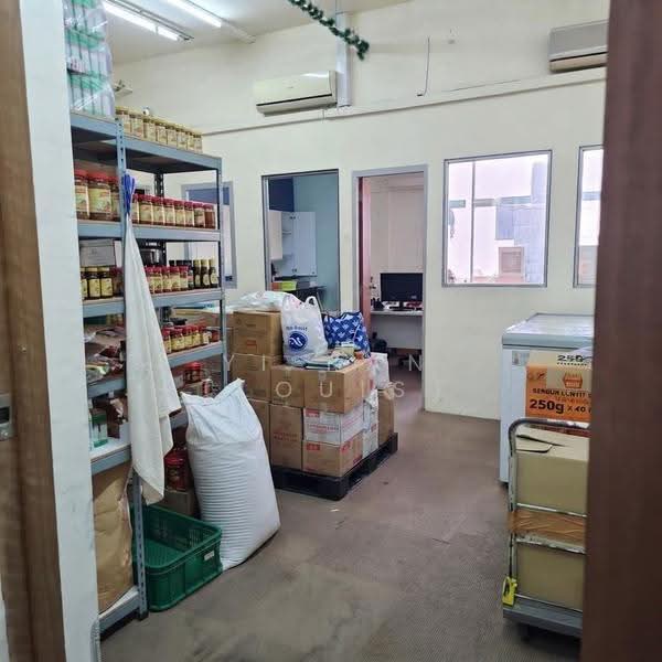 Bizlink Centre, 59 Ubi Avenue 1, Eunos / Geylang / Paya Lebar, 1,152 sqft, Light Industrial (B1) For Rent, by Yi Ran (Louis) Zhang, 500260170 - Interior - CommercialGuru.com.sg