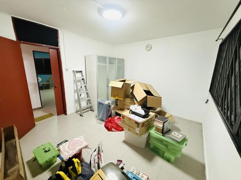 825 Yishun Street 81, 825 Yishun Street 81, Sembawang / Yishun, 3 Bedrooms, 1,108 sqft, HDB Flat For Sale, by Ray Lee, 500260176 - Interior - PropertyGuru.com.sg