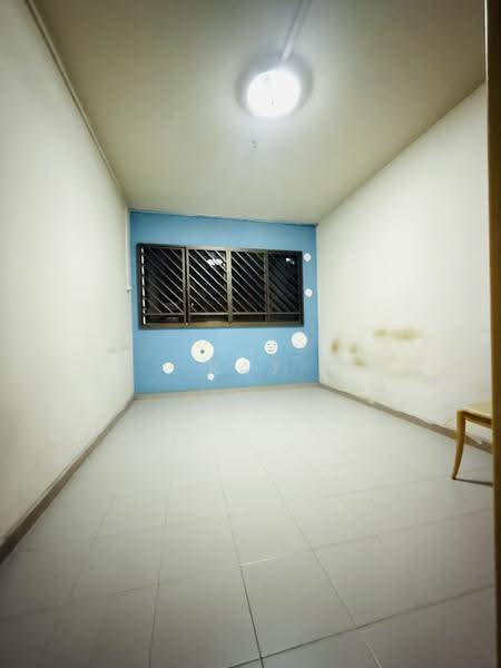 825 Yishun Street 81, 825 Yishun Street 81, Sembawang / Yishun, 3 Bedrooms, 1,108 sqft, HDB Flat For Sale, by Ray Lee, 500260176 - Interior - PropertyGuru.com.sg