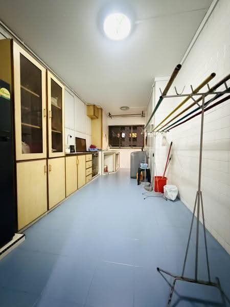 825 Yishun Street 81, 825 Yishun Street 81, Sembawang / Yishun, 3 Bedrooms, 1,108 sqft, HDB Flat For Sale, by Ray Lee, 500260176 - Kitchen - PropertyGuru.com.sg