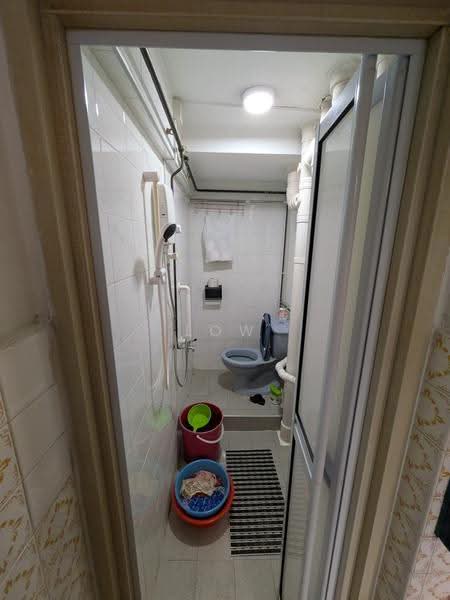 44 Bendemeer Road, 44 Bendemeer Road, Balestier / Toa Payoh, Room Rental, 100 sqft, HDB Flat For Rent, by Low Yew Hoa (Yewhua), 500260180 - Bathroom - PropertyGuru.com.sg