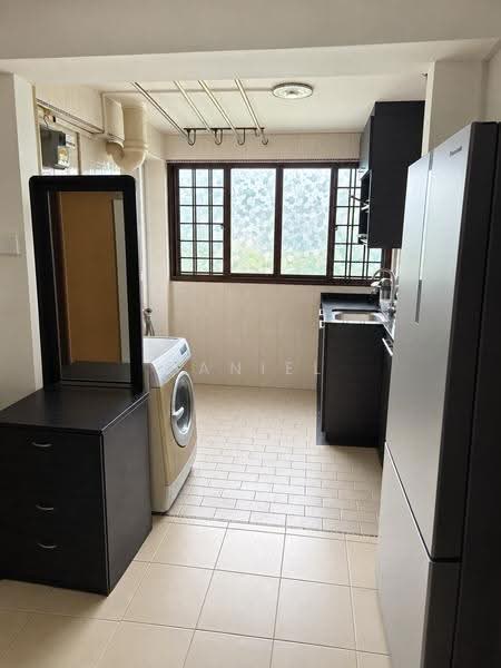 7 Telok Blangah Crescent, 7 Telok Blangah Crescent, Harbourfront / Telok Blangah, 1 Bedroom, 334 sqft, HDB Flat For Sale, by Daniel Low, 500260200 - Kitchen - PropertyGuru.com.sg