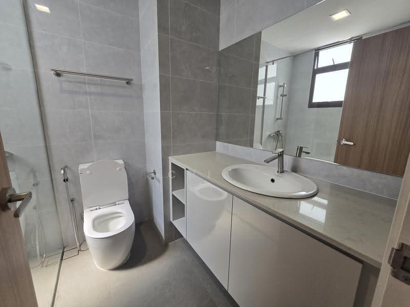 Astrid Meadows, 40 Coronation Road West, Tanglin / Holland / Bukit Timah, 3 Bedrooms, 2,056 sqft, Condominium For Rent, by Chia S M, 500260204 - Bathroom - PropertyGuru.com.sg