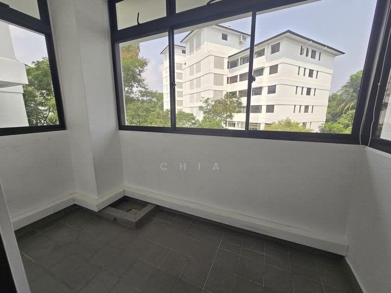 Astrid Meadows, 40 Coronation Road West, Tanglin / Holland / Bukit Timah, 3 Bedrooms, 2,056 sqft, Condominium For Rent, by Chia S M, 500260204 - Balcony - PropertyGuru.com.sg