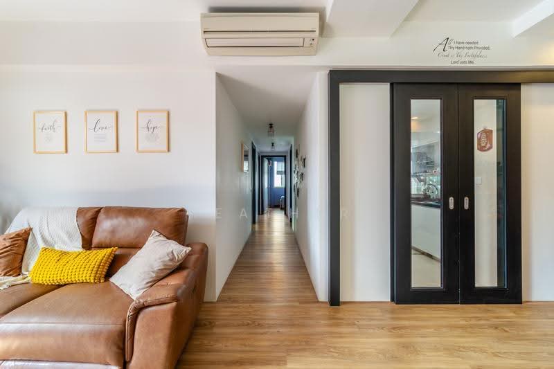 Whitewater, 21 Pasir Ris Street 72, Pasir Ris / Tampines, 3 Bedrooms, 1,141 sqft, Condominium For Sale, by HEATHER LIM, 500260209 - Living Room - PropertyGuru.com.sg