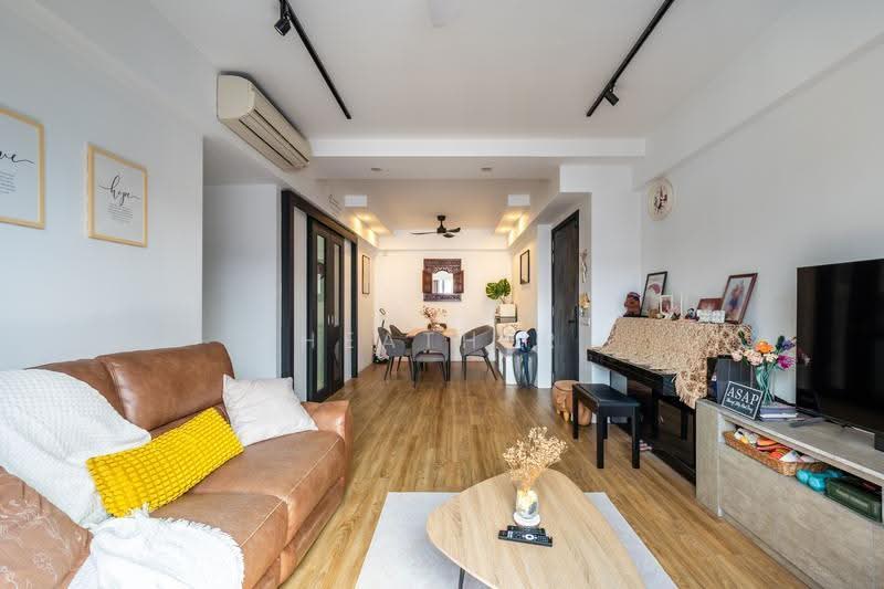 Whitewater, 21 Pasir Ris Street 72, Pasir Ris / Tampines, 3 Bedrooms, 1,141 sqft, Condominium For Sale, by HEATHER LIM, 500260209 - Living Room - PropertyGuru.com.sg