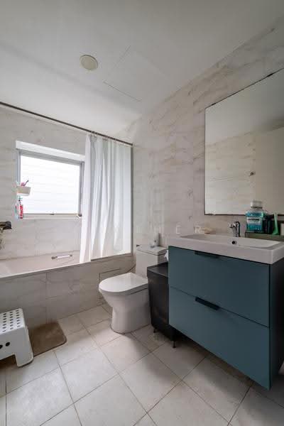 Whitewater, 21 Pasir Ris Street 72, Pasir Ris / Tampines, 3 Bedrooms, 1,141 sqft, Condominium For Sale, by HEATHER LIM, 500260209 - Bathroom - PropertyGuru.com.sg