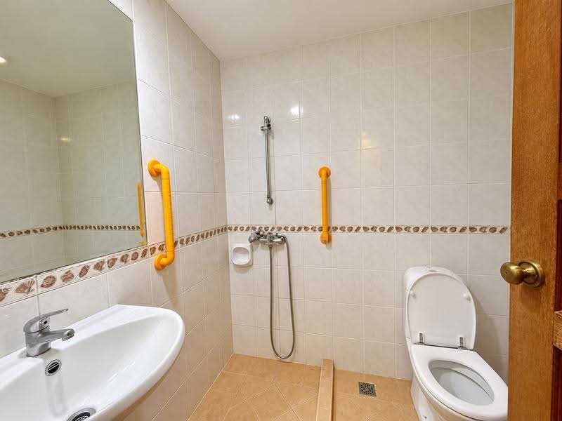 Dunman Place, 515 Dunman Road, East Coast / Marine Parade, 3 Bedrooms, 1,292 sqft, Condominium For Sale, by Timothy Chionh, 500260216 - Bathroom - PropertyGuru.com.sg