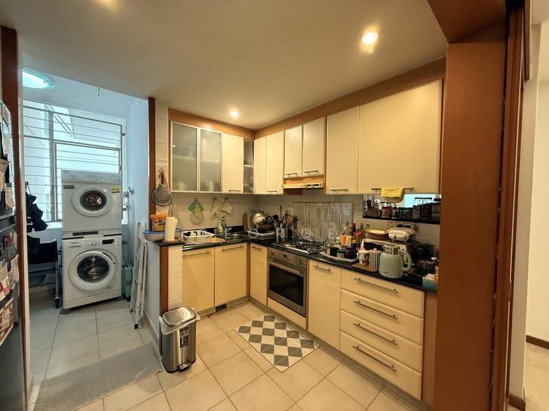 Lilydale, 558 Yishun Ave 6, Sembawang / Yishun, 3 Bedrooms, 1,238 sqft, Condominium For Sale, by George Peng, 500260220 - Kitchen - PropertyGuru.com.sg