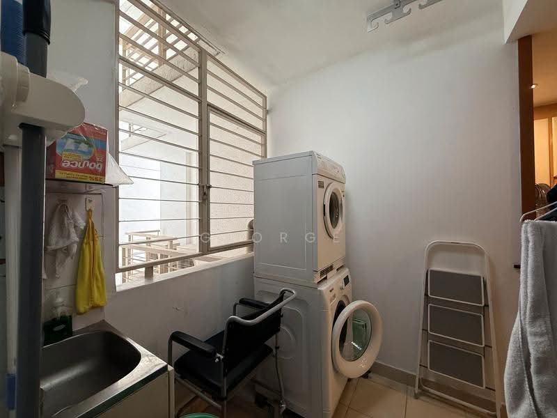 Lilydale, 558 Yishun Ave 6, Sembawang / Yishun, 3 Bedrooms, 1,238 sqft, Condominium For Sale, by George Peng, 500260220 - Interior - PropertyGuru.com.sg