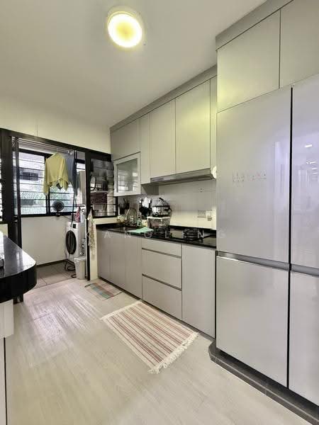 260B Punggol Way, 260B Punggol Way, Hougang / Punggol / Sengkang, 3 Bedrooms, 1,001 sqft, HDB Flat For Sale, by KangLing Beh, 500260223 - Kitchen - PropertyGuru.com.sg