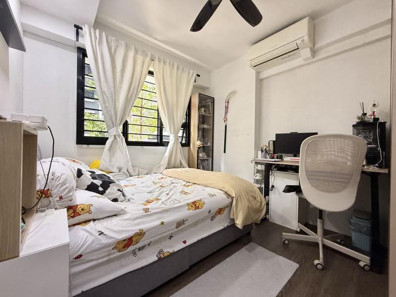 260B Punggol Way, 260B Punggol Way, Hougang / Punggol / Sengkang, 3 Bedrooms, 1,001 sqft, HDB Flat For Sale, by KangLing Beh, 500260223 - Bedroom - PropertyGuru.com.sg