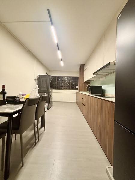 740 Yishun Avenue 5, 740 Yishun Avenue 5, Sembawang / Yishun, Room Rental, 200 sqft, HDB Flat For Rent, by Eric Foo, 500260240 - Kitchen - PropertyGuru.com.sg
