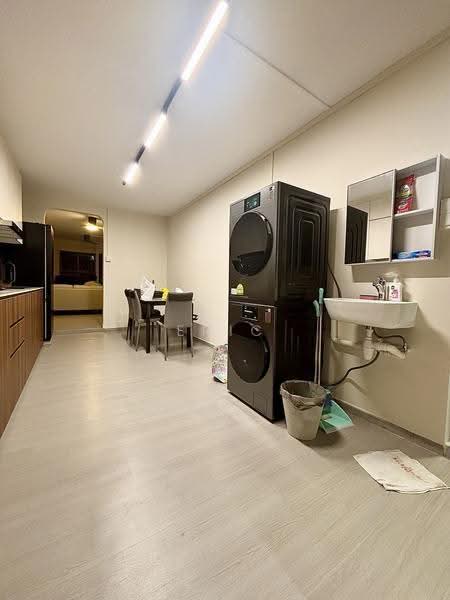 740 Yishun Avenue 5, 740 Yishun Avenue 5, Sembawang / Yishun, Room Rental, 200 sqft, HDB Flat For Rent, by Eric Foo, 500260240 - Kitchen - PropertyGuru.com.sg