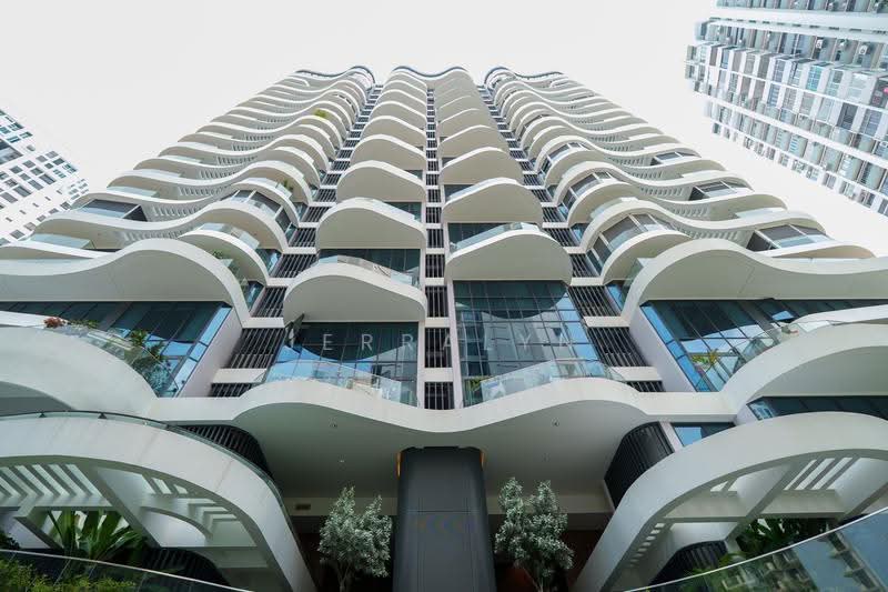 Amber Skye, 8 Amber Road, East Coast / Marine Parade, 5 Bedrooms, 5,177 sqft, Apartment For Sale, by Jerralyn Satrio, 500260243 - Facade - PropertyGuru.com.sg