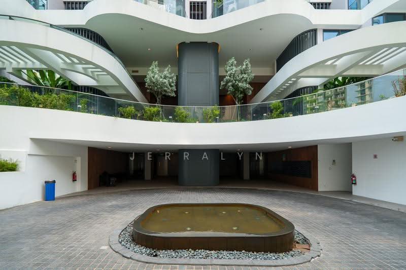 Amber Skye, 8 Amber Road, East Coast / Marine Parade, 5 Bedrooms, 5,177 sqft, Apartment For Sale, by Jerralyn Satrio, 500260243 - Arrival Lobby - PropertyGuru.com.sg