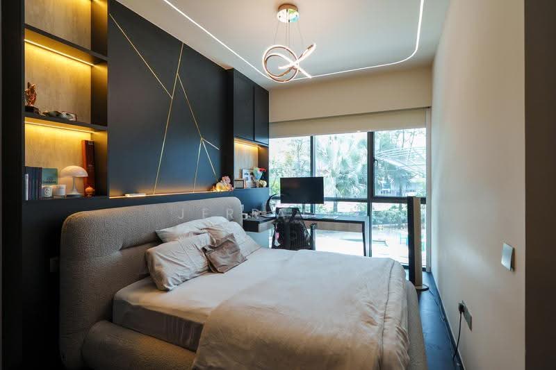 Amber Skye, 8 Amber Road, East Coast / Marine Parade, 5 Bedrooms, 5,177 sqft, Apartment For Sale, by Jerralyn Satrio, 500260243 - 2nd Floor - Ensuite Bedroom - PropertyGuru.com.sg