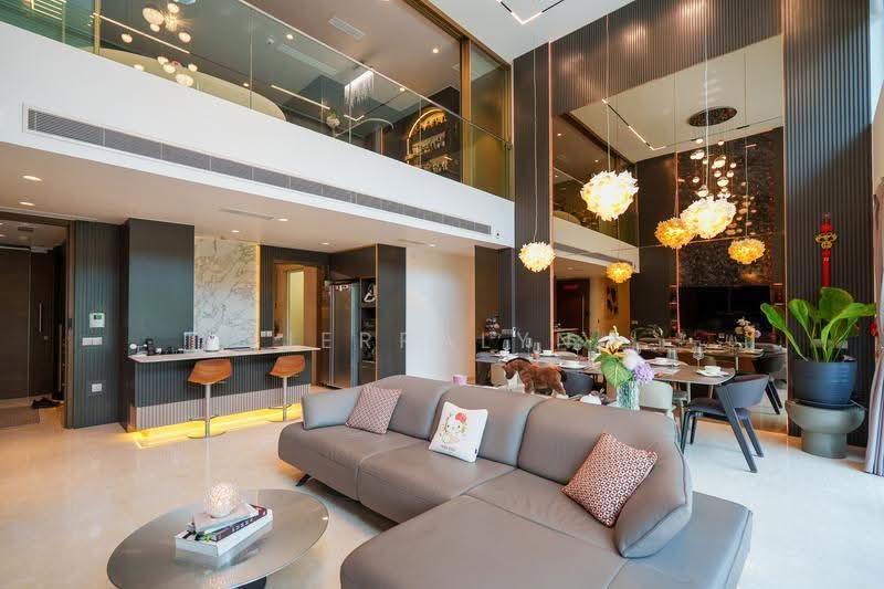 Amber Skye, 8 Amber Road, East Coast / Marine Parade, 5 Bedrooms, 5,177 sqft, Apartment For Sale, by Jerralyn Satrio, 500260243 - Living Room - PropertyGuru.com.sg