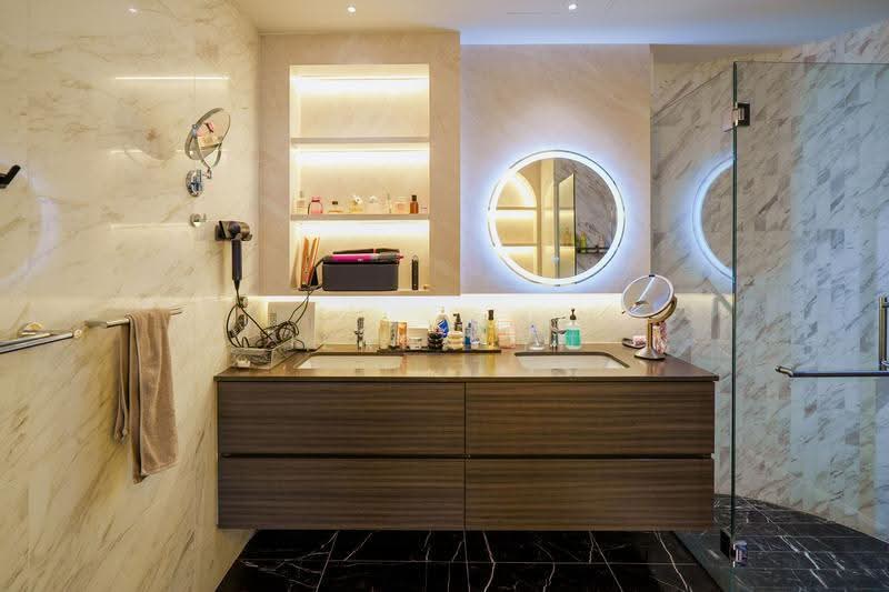 Amber Skye, 8 Amber Road, East Coast / Marine Parade, 5 Bedrooms, 5,177 sqft, Apartment For Sale, by Jerralyn Satrio, 500260243 - 2nd Floor - Junior Ensuite Bath - PropertyGuru.com.sg