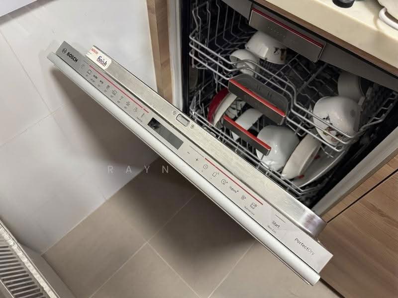 227A Ang Mo Kio Street 23, 227A Ang Mo Kio Street 23, Ang Mo Kio / Bishan / Thomson, 3 Bedrooms, 1,001 sqft, HDB Flat For Sale, by Rayne Chua 蔡美慧, 500260251 - Kitchen - PropertyGuru.com.sg