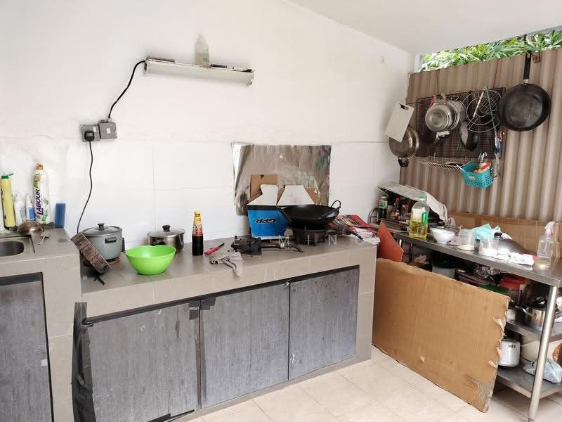 Jalan Ulu Siglap, Jalan Ulu Siglap, Bedok / Upper East Coast, Room Rental, 120 sqft, Terraced House For Rent, by Wee Ming Hao, 500260254 - Kitchen - PropertyGuru.com.sg