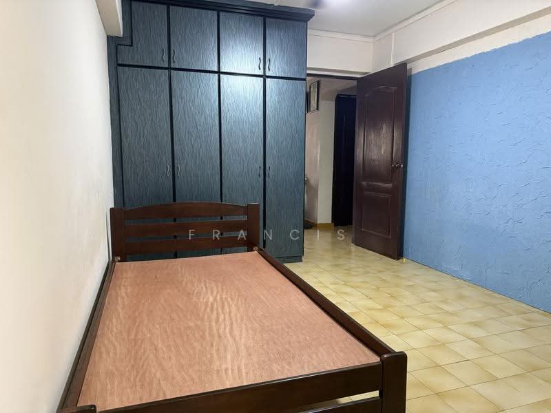 429 Ang Mo Kio Avenue 3, 429 Ang Mo Kio Avenue 3, Ang Mo Kio / Bishan / Thomson, Room Rental, 180 sqft, HDB Flat For Rent, by Francis Michael, 500260258 - Bedroom - PropertyGuru.com.sg