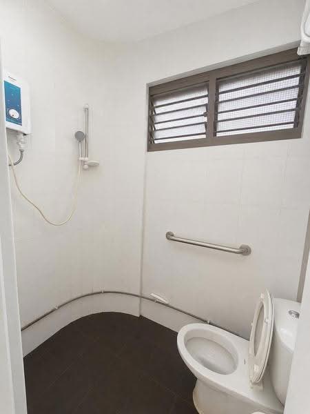133 Lorong Ah Soo, 133 Lorong Ah Soo, Hougang / Punggol / Sengkang, Room Rental, 150 sqft, HDB Flat For Rent, by K Naga Gowthami(Naga), 500260268 - Bathroom - PropertyGuru.com.sg