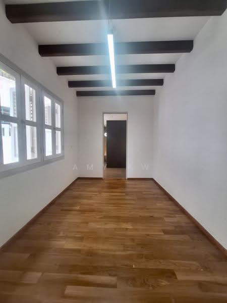 TANJONG PAGAR | Shophouse Office with Character | 3 Minutes to MRT Station |, Maxwell MRT, Chinatown / Tanjong Pagar, 1,600 sqft, Office For Rent, by Amy Aw 胡嘉薇, 500260276 - CommercialGuru.com.sg