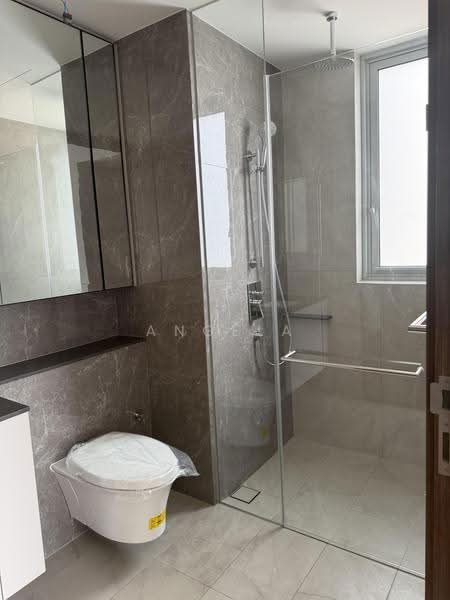 Grand Dunman, 10 Dunman Road, East Coast / Marine Parade, 4 Bedrooms, 1,098 sqft, Condominium For Rent, by Angela Ng, 500260290 - Bathroom - PropertyGuru.com.sg