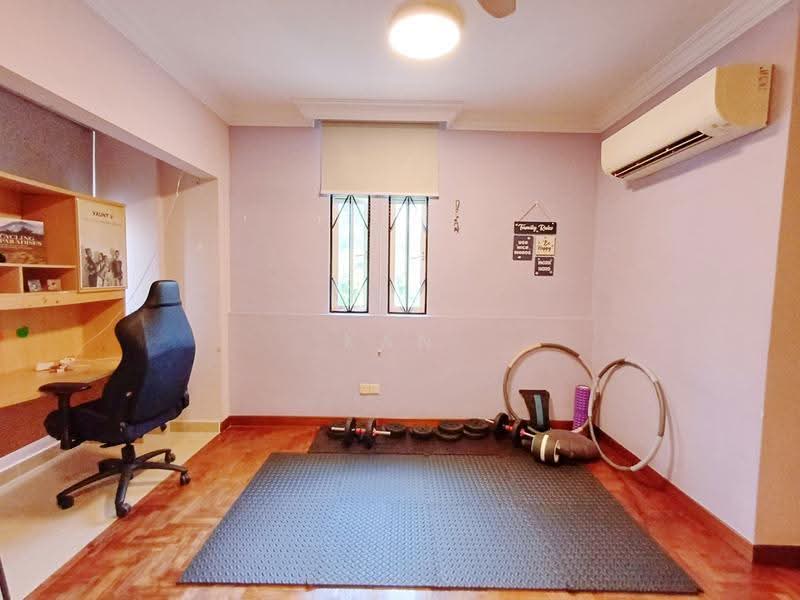 Parry Green, Limbok Terrace, Hougang / Punggol / Sengkang, 6 Bedrooms, 4,035 sqft, Corner Terrace For Sale, by Kan Li Ling, 500260299 - Study - PropertyGuru.com.sg
