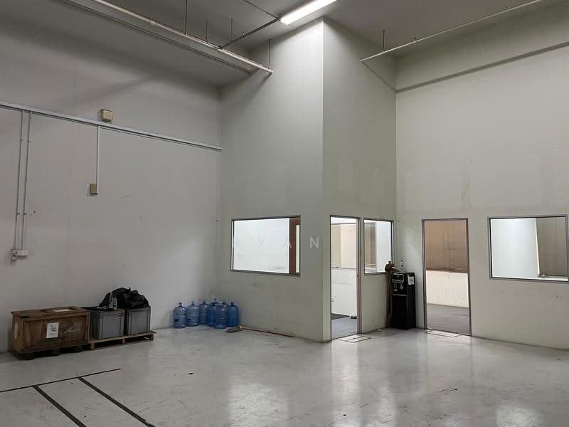 Wcega Plaza, 1 Bukit Batok Crescent, Dairy Farm / Bukit Panjang / Choa Chu Kang, 3,229 sqft, Light Industrial (B1) For Sale, by Ryan Ong, 500260306 - Interior - CommercialGuru.com.sg