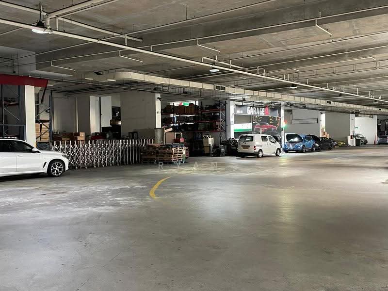 Wcega Plaza, 1 Bukit Batok Crescent, Dairy Farm / Bukit Panjang / Choa Chu Kang, 3,229 sqft, Light Industrial (B1) For Sale, by Ryan Ong, 500260306 - Car Park - CommercialGuru.com.sg