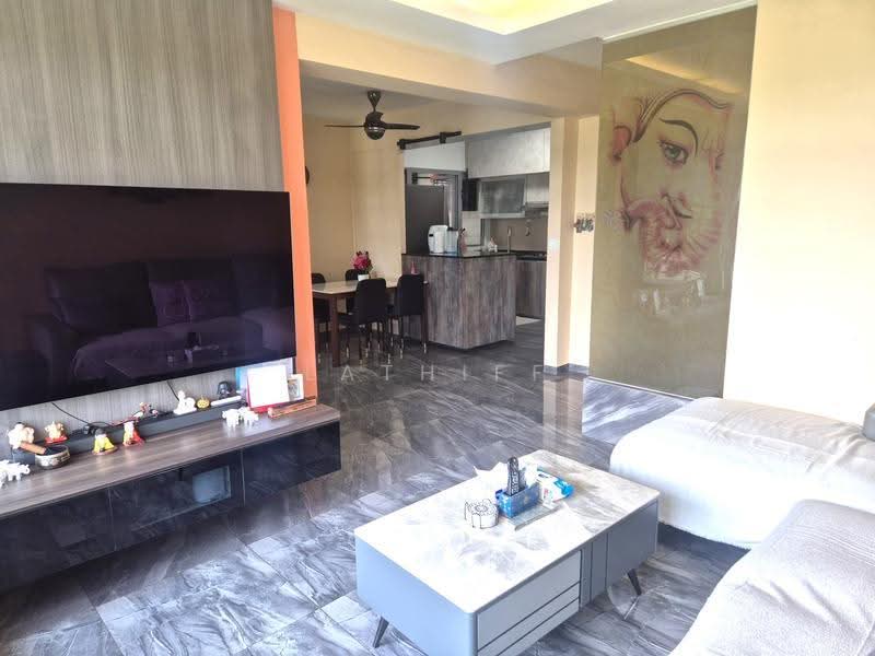 682A Edgedale Plains, 682A Edgedale Plains, Hougang / Punggol / Sengkang, 3 Bedrooms, 1,000 sqft, HDB Flat For Sale, by Lathiff Abdul, 500260307 - Living Room - PropertyGuru.com.sg