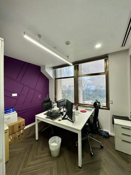 Peninsula Plaza, 111 North Bridge Road, City Hall / Clarke Quay, 3,972 sqft, Office For Rent, by Kenneth Loh, 500260315 - Study - CommercialGuru.com.sg