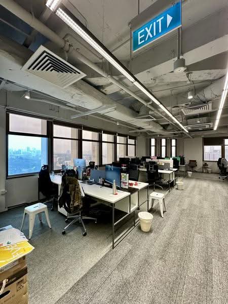 Peninsula Plaza, 111 North Bridge Road, City Hall / Clarke Quay, 3,972 sqft, Office For Rent, by Kenneth Loh, 500260315 - Interior - CommercialGuru.com.sg