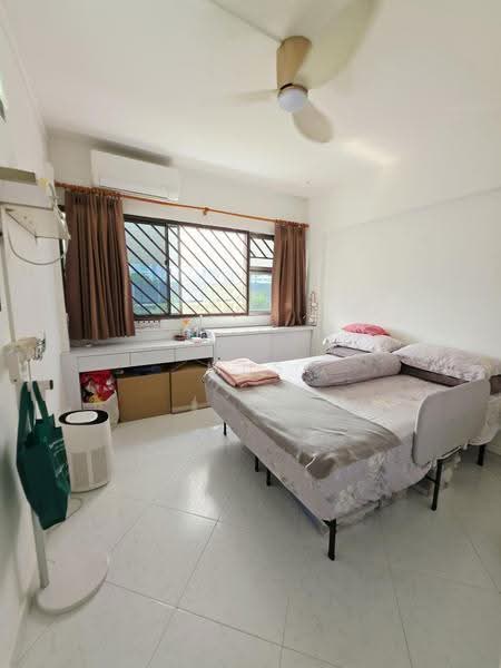 203 Bukit Batok Street 21, 203 Bukit Batok Street 21, Dairy Farm / Bukit Panjang / Choa Chu Kang, 3 Bedrooms, 1,119 sqft, HDB Flat For Sale, by Mus Taqim, 500260323 - Bedroom - PropertyGuru.com.sg