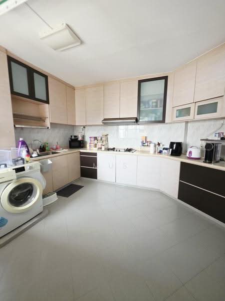 203 Bukit Batok Street 21, 203 Bukit Batok Street 21, Dairy Farm / Bukit Panjang / Choa Chu Kang, 3 Bedrooms, 1,119 sqft, HDB Flat For Sale, by Mus Taqim, 500260323 - Kitchen - PropertyGuru.com.sg
