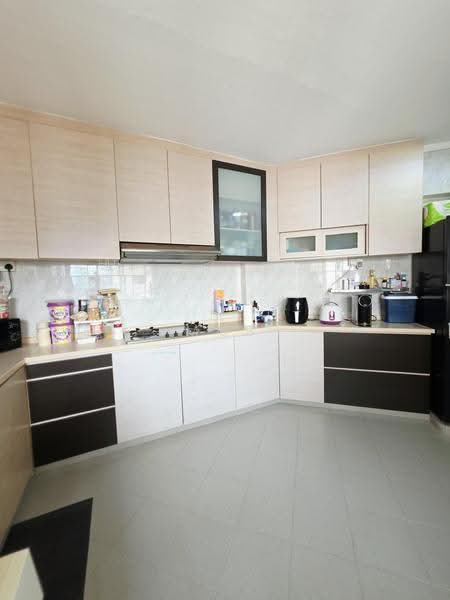 203 Bukit Batok Street 21, 203 Bukit Batok Street 21, Dairy Farm / Bukit Panjang / Choa Chu Kang, 3 Bedrooms, 1,119 sqft, HDB Flat For Sale, by Mus Taqim, 500260323 - Kitchen - PropertyGuru.com.sg