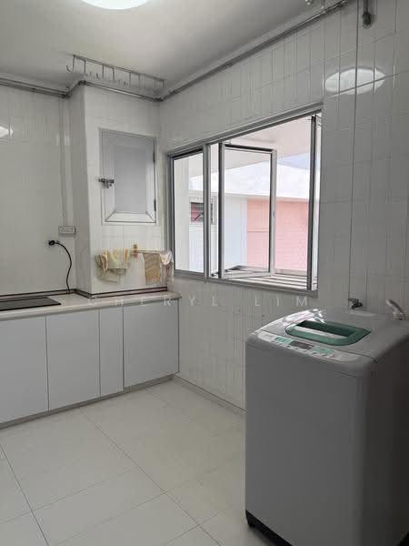 201 Petir Road, 201 Petir Road, Dairy Farm / Bukit Panjang / Choa Chu Kang, Room Rental, 250 sqft, HDB Flat For Rent, by Cheryl Lim 林佳仪, 500260339 - Kitchen - PropertyGuru.com.sg